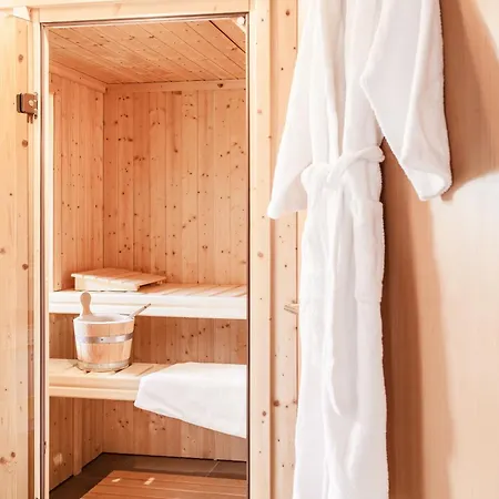 Hinter Dem Rot Stei, Private Wellness, In Ski&hiking Area Of Chalet
