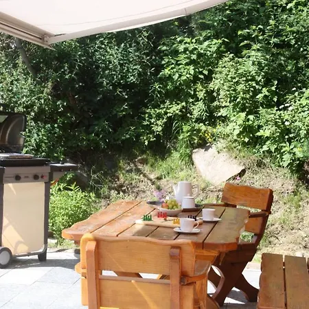 Hinter Dem Rot Stei Chalet *